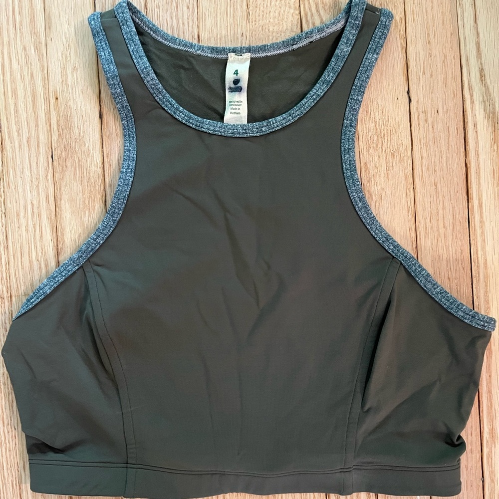 Lululemon army green sports bra/crop top tank size 4
